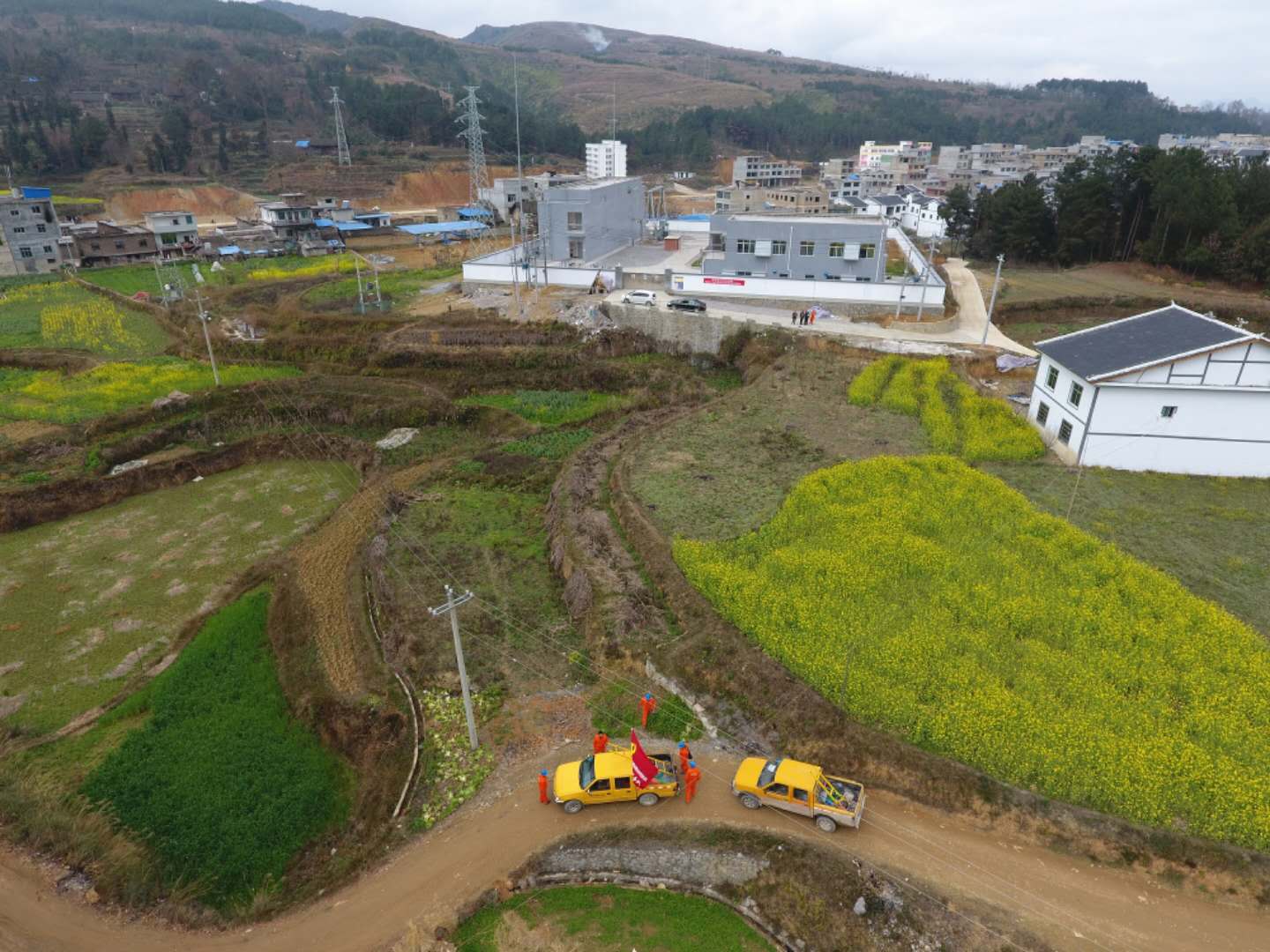 平塘供電局：防疫期間，“指尖服務(wù)”確保春耕用電