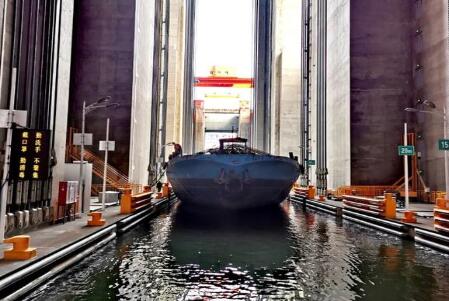 單日通貨7500噸，向家壩升船機(jī)通航創(chuàng)紀(jì)錄