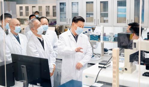 習(xí)近平:為打贏疫情防控阻擊戰(zhàn)提供強(qiáng)大科技支撐