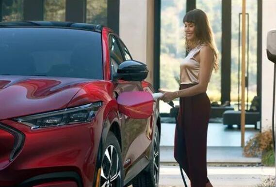 各國(guó)積極撥款布局，歐洲充電樁要遍地開(kāi)花?