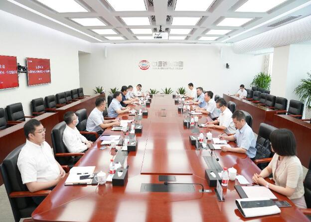 中國能建總經(jīng)理、黨委副書記孫洪水拜訪中國誠通董事長朱碧新