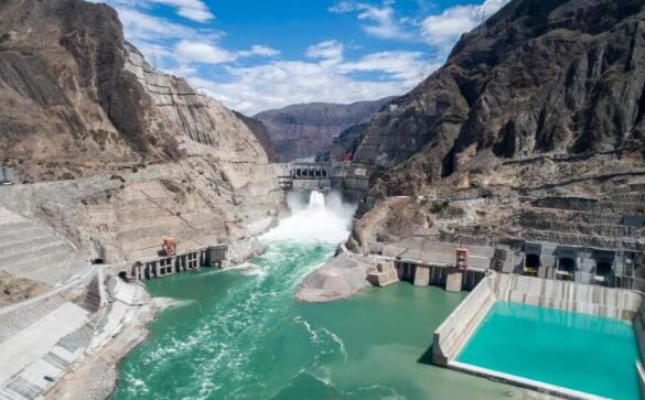 確?！叭谩?努力實現(xiàn)烏東德水電站接管機組“首穩(wěn)百日”目標(biāo)