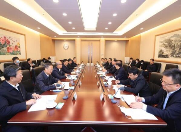 國家電網(wǎng)公司毛偉明、辛保安與生態(tài)環(huán)境部黨組書記孫金龍、部長黃潤秋舉行會談