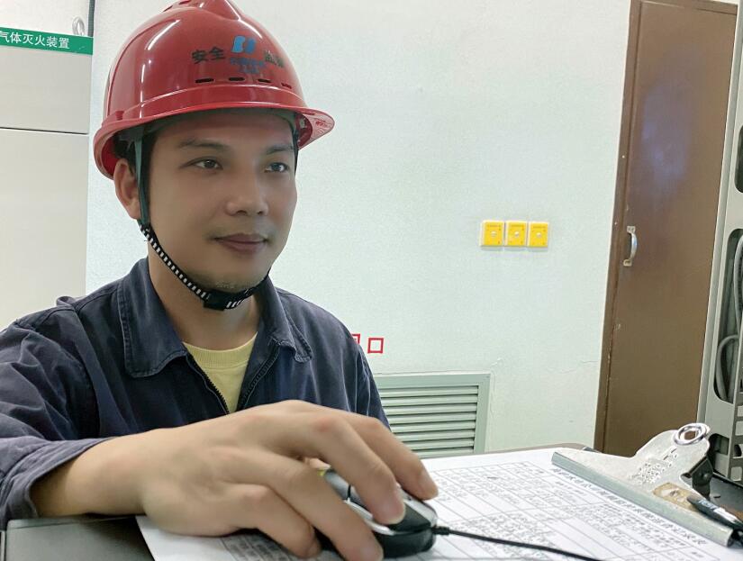 【中國電力網2019年度優(yōu)秀通訊員】張澤強:用筆尖之力刻畫企業(yè)精彩