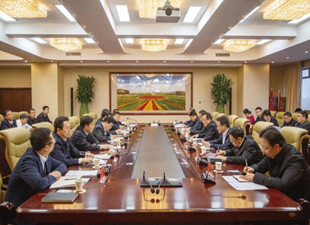 內(nèi)蒙古電力（集團(tuán)）公司董事長、黨委書記賈振國帶隊(duì)赴鄂爾多斯地區(qū)調(diào)研