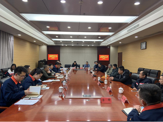 包頭石拐供電分局召開(kāi)“提升獲得電力、優(yōu)化營(yíng)商環(huán)境”2020年客戶(hù)座談會(huì)