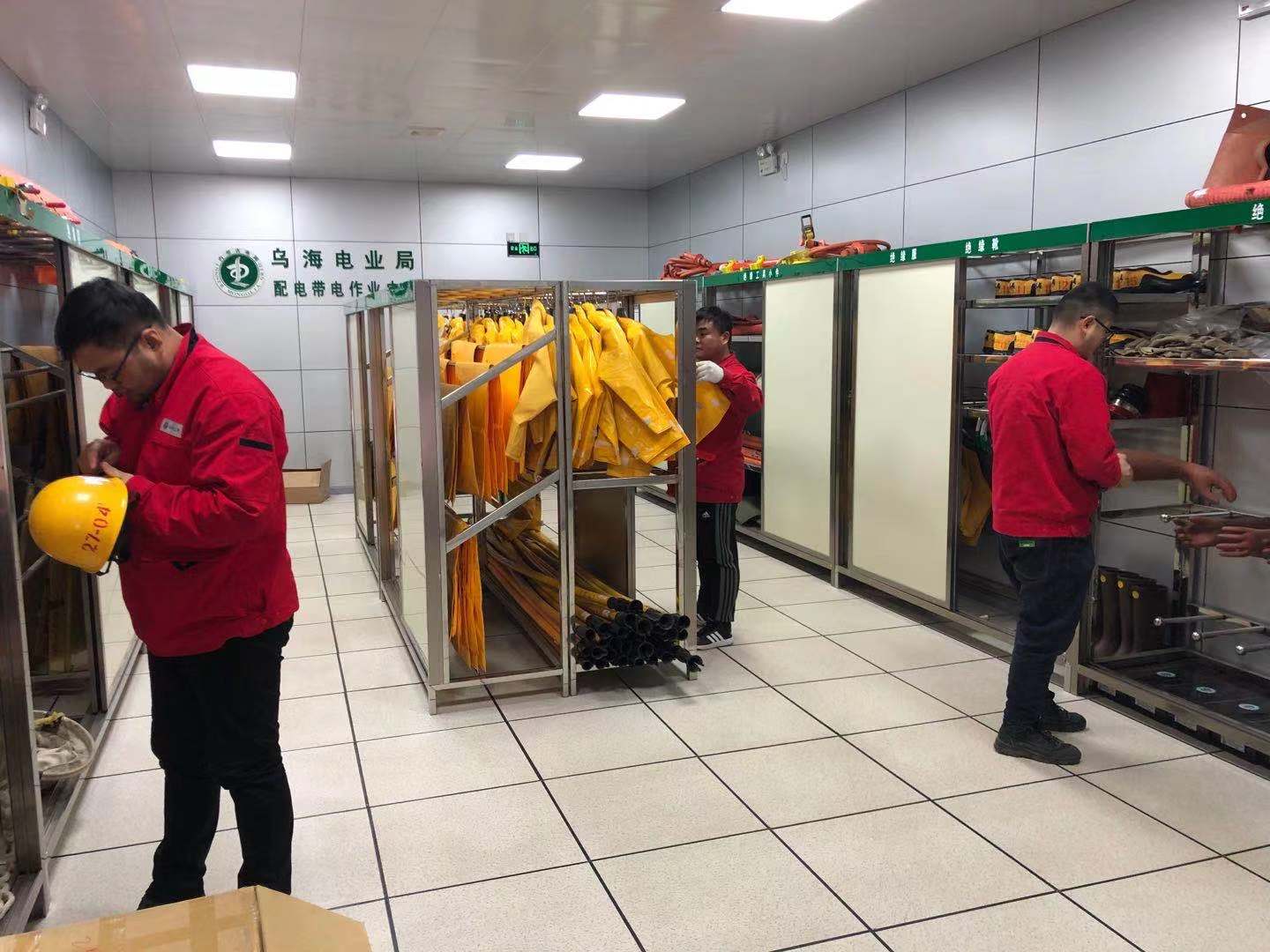 烏海電業(yè)局配電帶電作業(yè)中心：寒冬大檢查，新年保安全