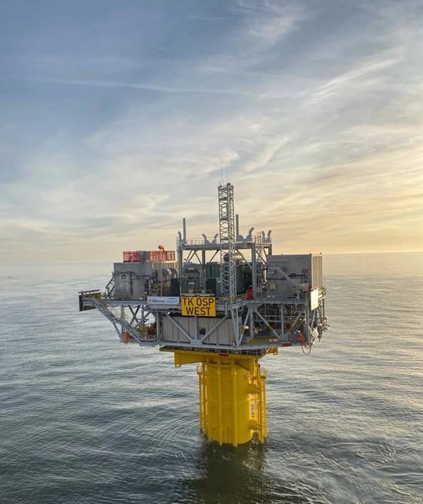 2020年全球海上風(fēng)電新增裝機(jī)4.2GW，同比增長(zhǎng)15%