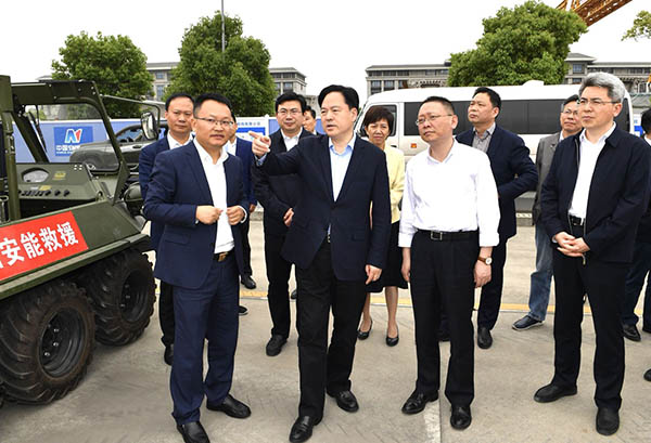常州市委副書記、市長(zhǎng)陳金虎蒞臨中國(guó)安能二局常州分公司調(diào)研防汛抗旱工作