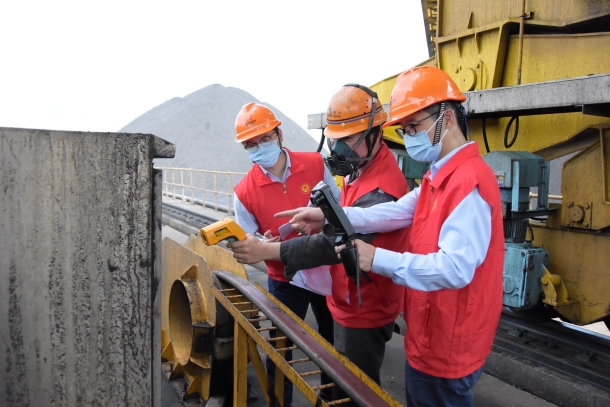 國(guó)能(福州)熱電有限公司開展測(cè)溫“問(wèn)診”志愿活動(dòng)