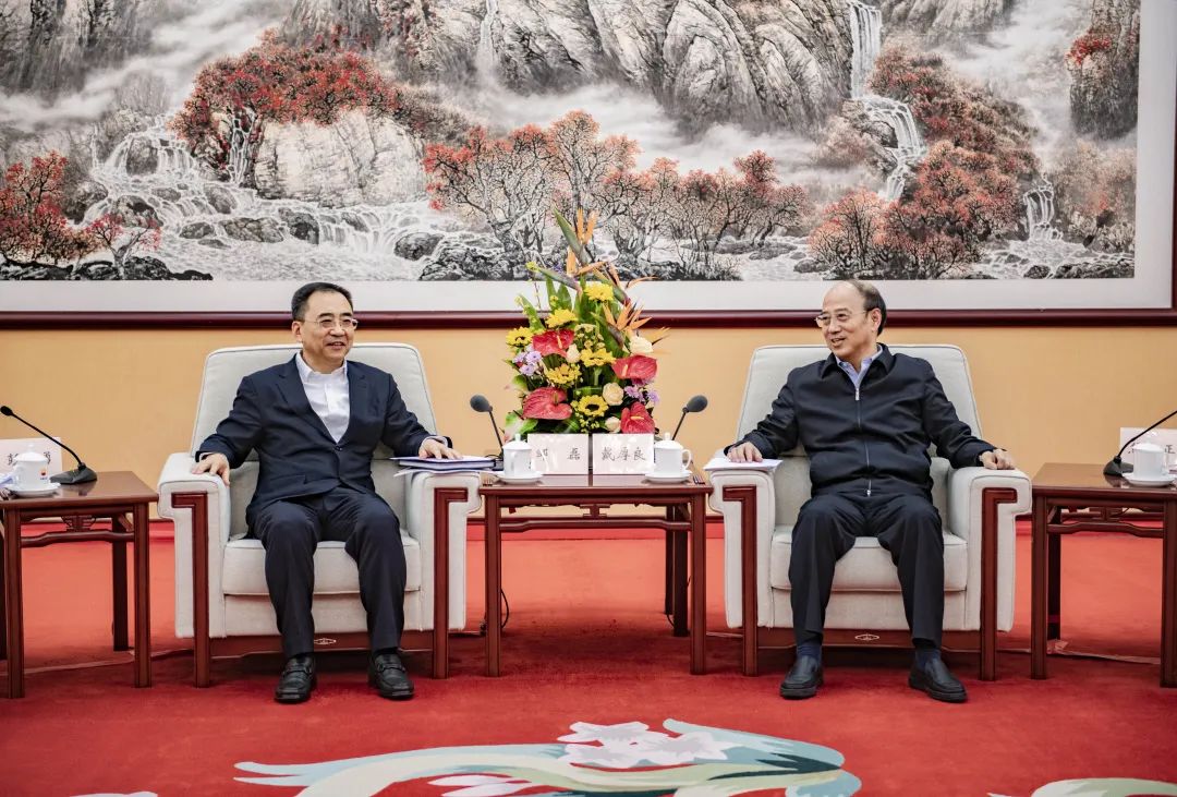 鄒磊拜會中國石油集團(tuán)黨組書記、董事長戴厚良