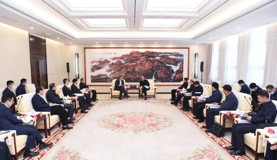 錢智民、江毅拜會(huì)內(nèi)蒙古自治區(qū)黨委書記、人大常委會(huì)主任石泰峰