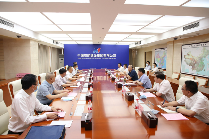 周國平會見中儲糧集團黨組副書記、總經(jīng)理遲京濤