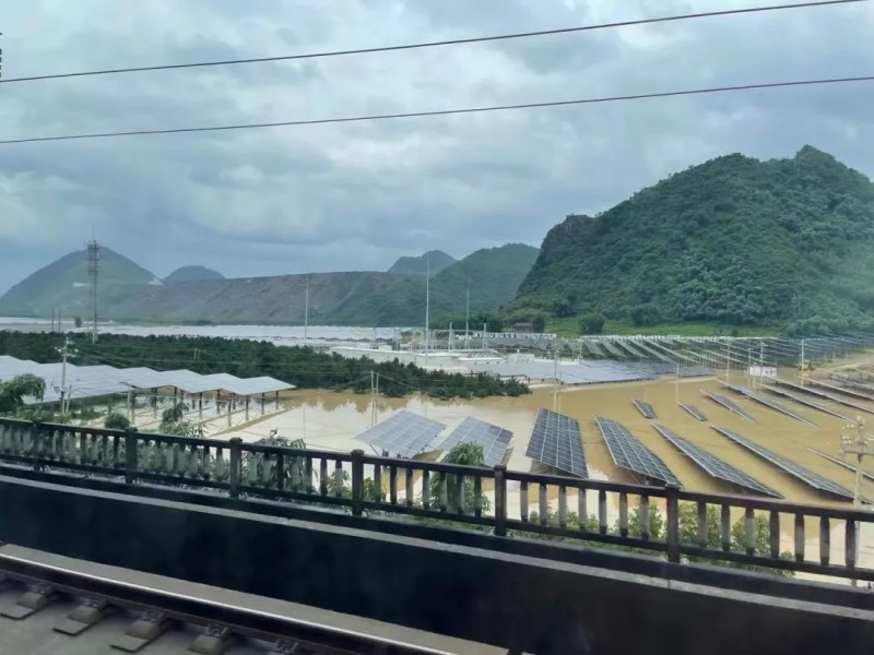 地面電站秒變漂浮電站，又一光伏電站被水淹！