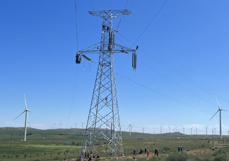 220千伏海春線、中海油化德風(fēng)電場(chǎng)35千伏集電線路順利改造完成