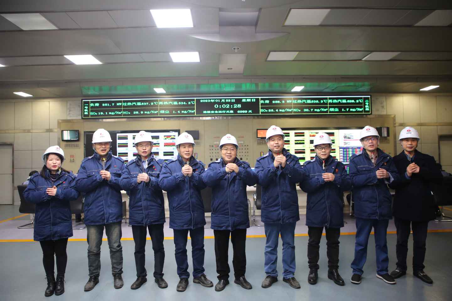 陜煤石電除夕慰問送溫暖，崗位堅(jiān)守幸?！巴谩保╰oo）
