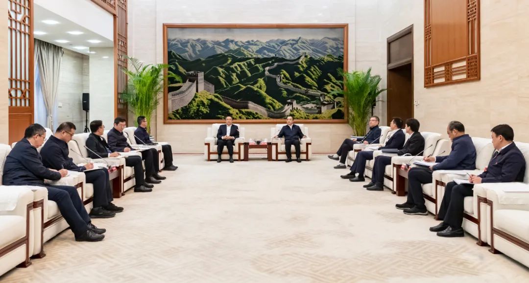 大唐集團(tuán)黨組書記、董事長鄒磊會見哈電集團(tuán)黨委書記、董事長曹志安