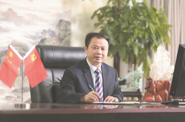 全國人大代表、天能控股集團有限公司董事長張?zhí)烊危喊l(fā)揮科技創(chuàng)新主力軍作用 推動儲能產(chǎn)業(yè)高質(zhì)量發(fā)展