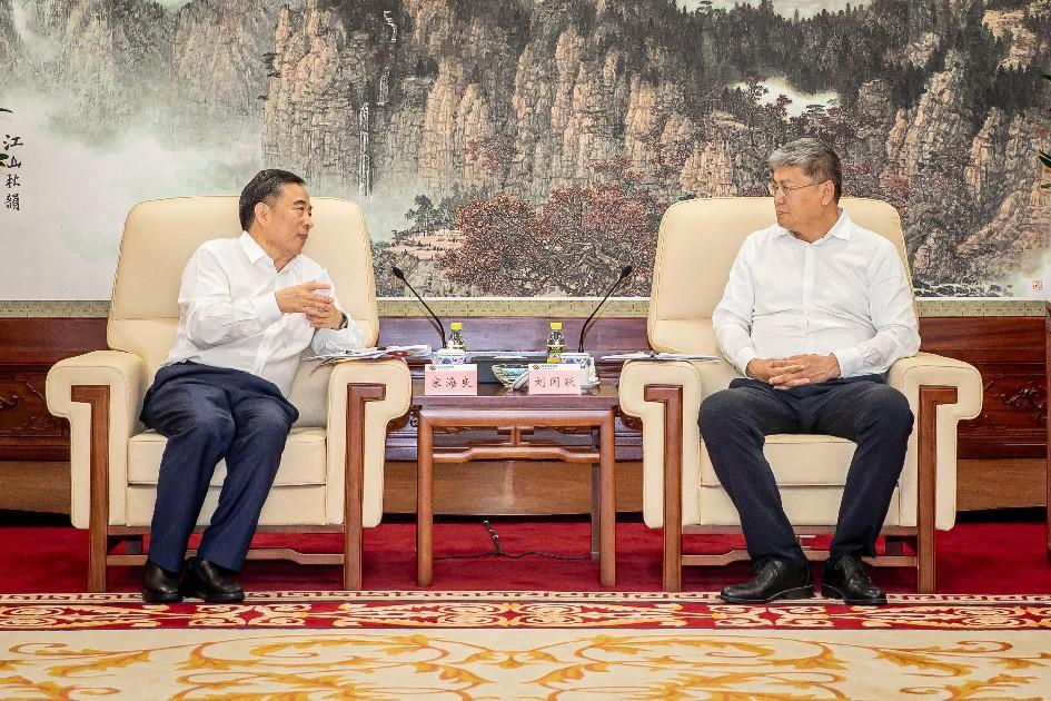 國家能源集團黨組書記、董事長劉國躍會見中國能建黨委書記、董事長宋海良