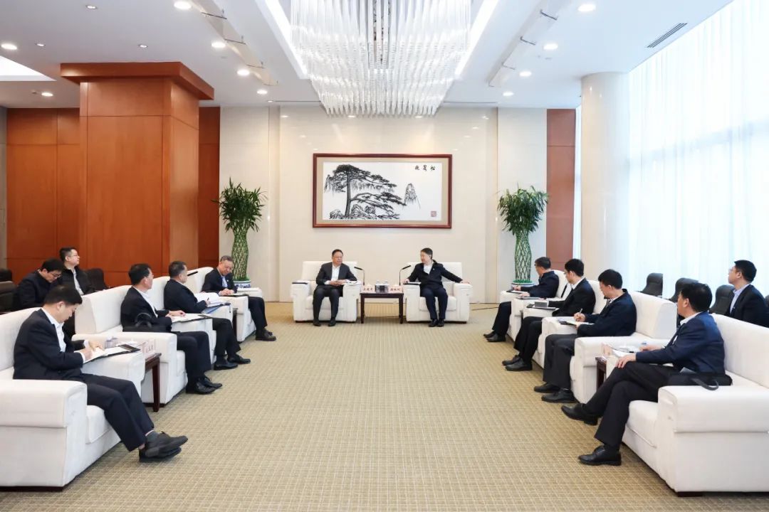 華能集團(tuán)黨組書記、董事長溫樞剛會(huì)見中國鐵建黨委書記、董事長汪建平