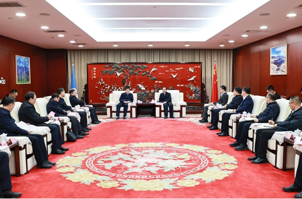 江毅會見內(nèi)蒙古自治區(qū)黨委常委、常務(wù)副主席黃志強(qiáng)