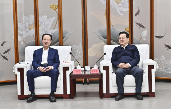 中國(guó)電建黨委書記、董事長(zhǎng)丁焰章王斌拜會(huì)雄安新區(qū)黨工委書記、管委會(huì)主任張國(guó)華