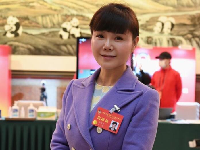 四川省政協(xié)委員李佳蔚：四川要優(yōu)化碳產(chǎn)品、參與碳交易，不斷完善碳設(shè)施