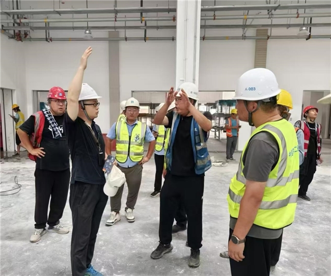 炎炎夏日送清涼，沁潤(rùn)人心筑防線(xiàn)