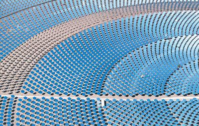 技術(shù)引領(lǐng)，中國(guó)光伏連續(xù)“破紀(jì)錄”(能源轉(zhuǎn)型看中國(guó)④)