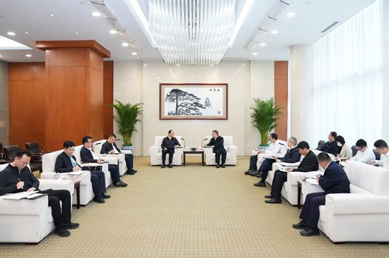 華能集團(tuán)總經(jīng)理、黨組副書記張文峰會見甘肅省副省長王鈞