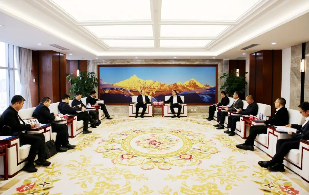大唐云南公司黨委書記、董事長(zhǎng)王繼才與水電六局黨委書記、董事長(zhǎng)翟萬全會(huì)談