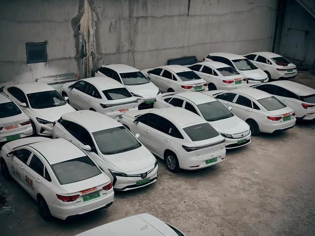 新能源網(wǎng)約車頻遭“拒?！?，“一險難求”難在哪?