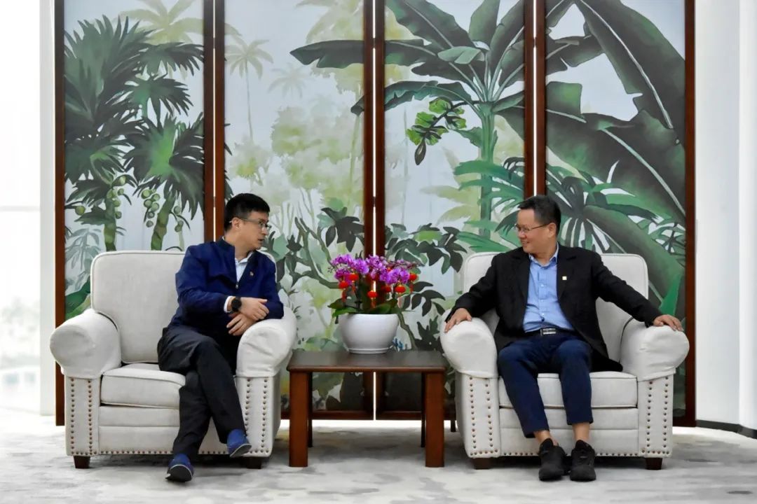 國電投海南公司黨委副書記、總經(jīng)理劉波濤拜訪大唐海南公司黨委書記、董事長王俊啟