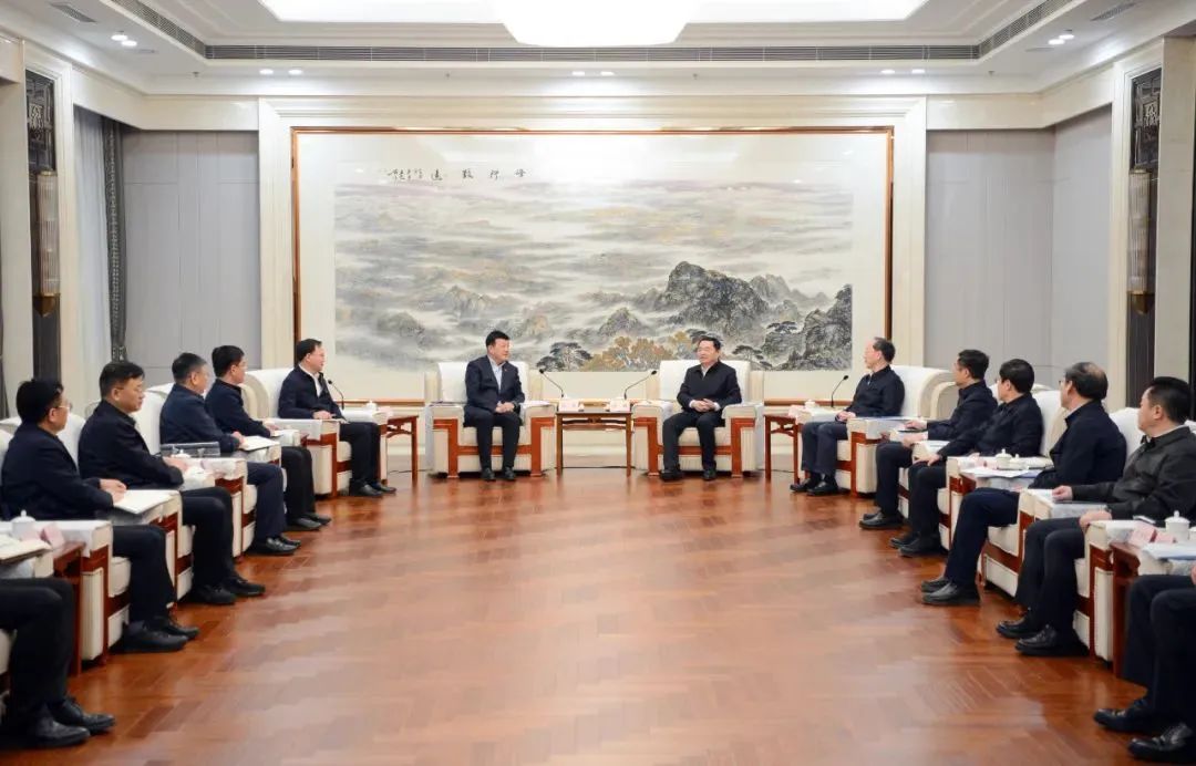 大唐集團(tuán)黨組書記呂軍、總經(jīng)理張傳江拜會(huì)遼寧省委書記郝鵬、省長(zhǎng)李樂成